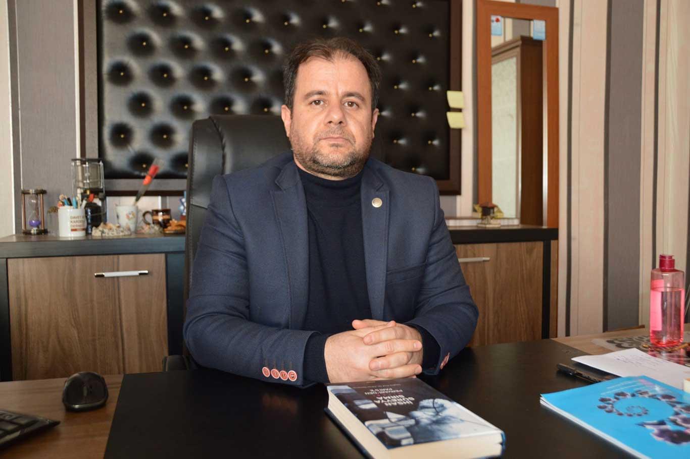 Okullarda kaynak kitap sorunu devam ediyor Okullarda kaynak kitap sorunu devam ediyor